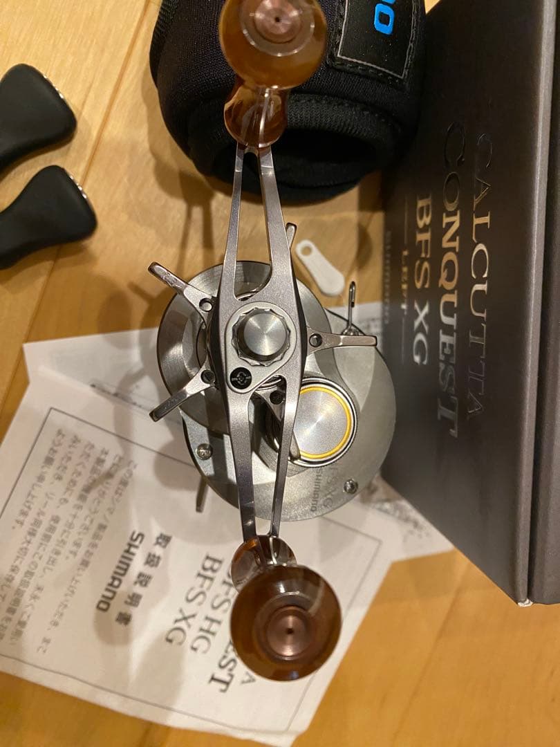 SHIMANO カルカッタコンクエスト BFS XG 左ハンドル