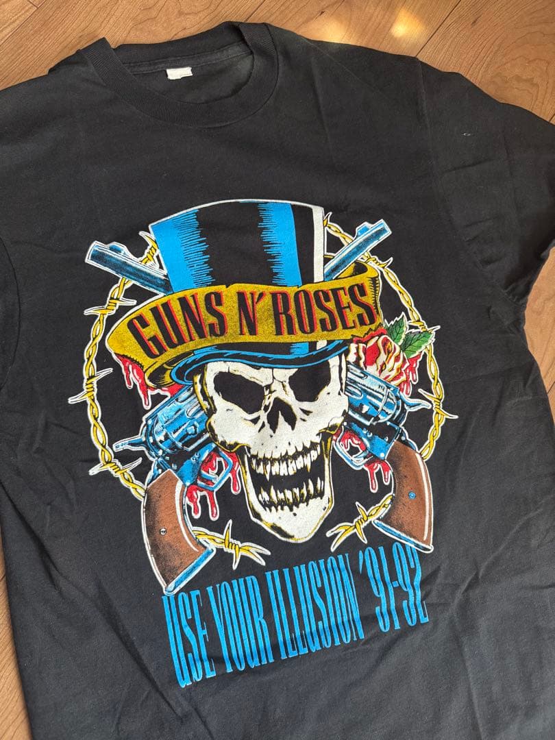 希少 GUNS N' ROSES USE YOUR ILLUSION TOUR
