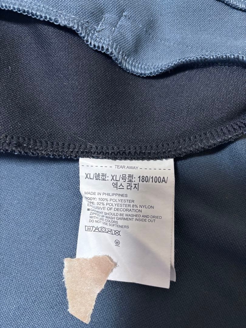 UNDER ARMOUR UNSTOPPABLE フルジップパーカー