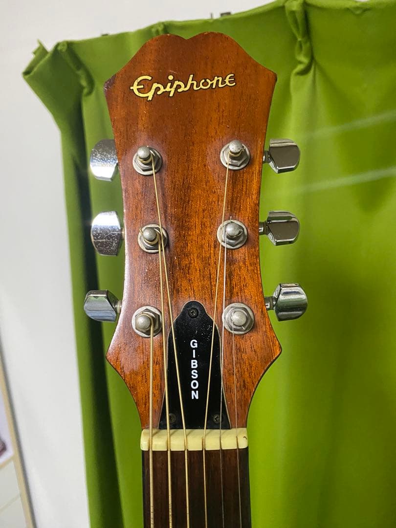 気分はジョンレノン！by Gibson エピフォンAJ15 エレアコ　音出し良好