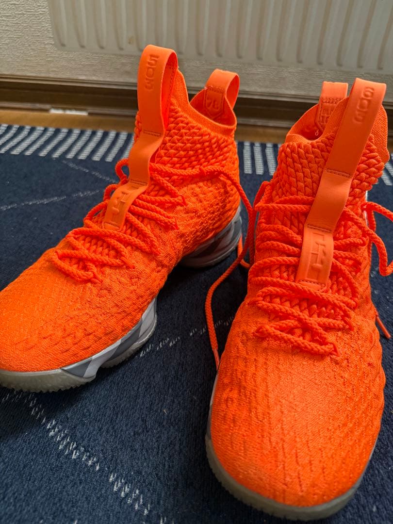 NIKE LeBron 15 オレンジ シューズ