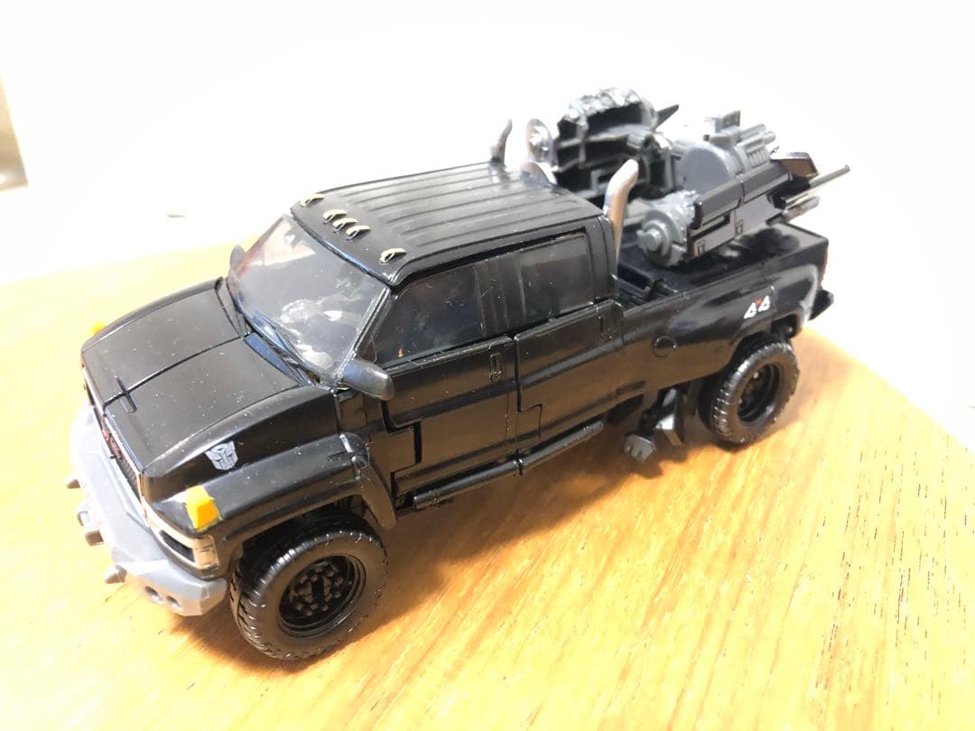 トランスフォーマー スタジオシリーズ アイアンハイド SS15