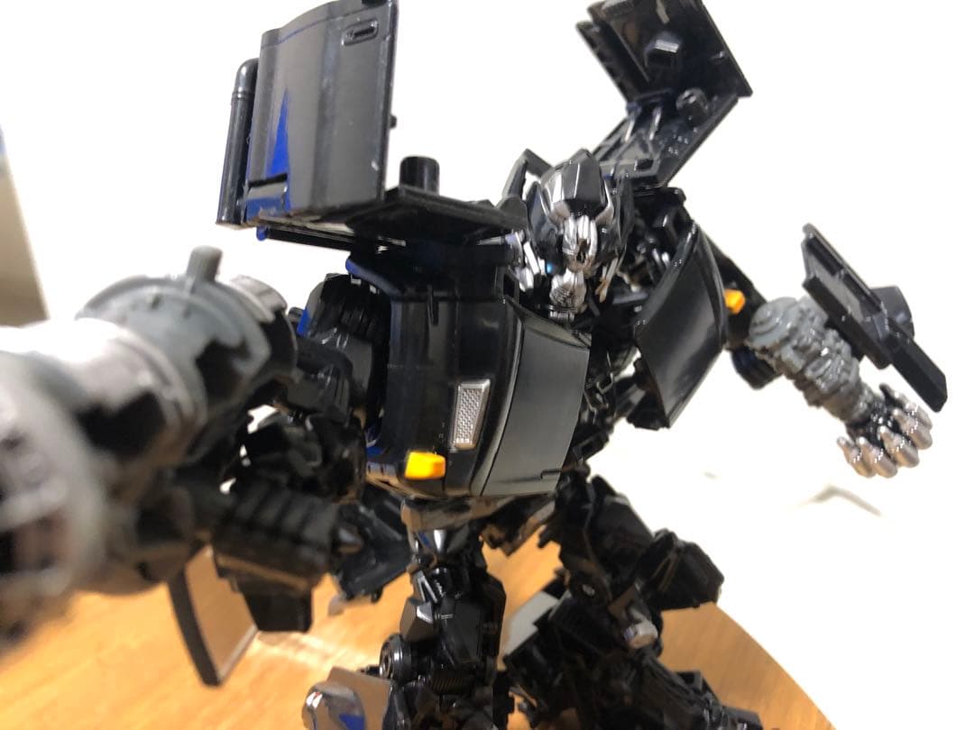トランスフォーマー スタジオシリーズ アイアンハイド SS15