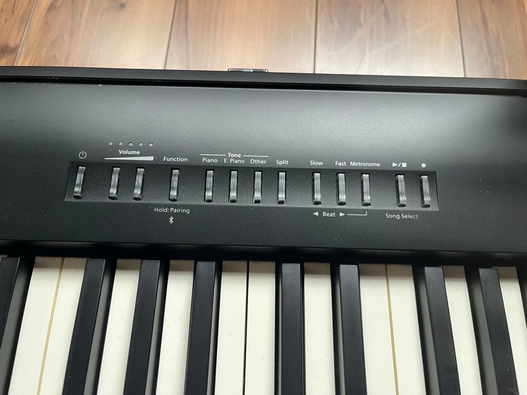 Roland FP-30X デジタルピアノ 黒 譜面台付　布カバー付