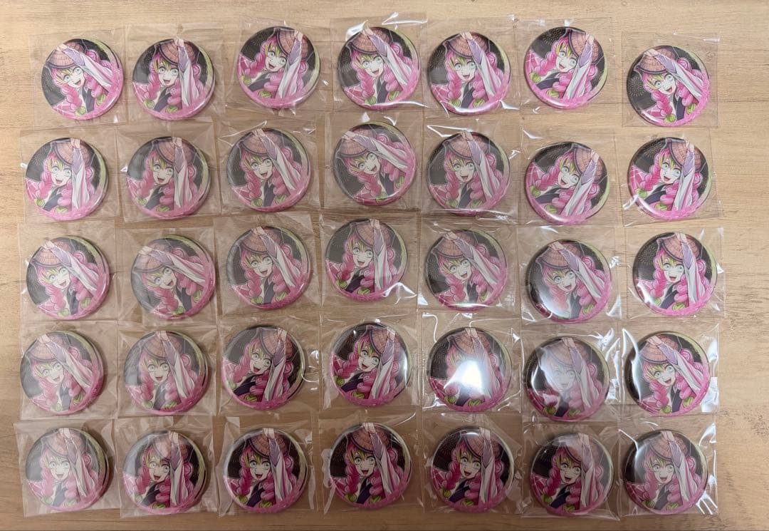 鬼滅の刃 蜜璃 缶バッジ