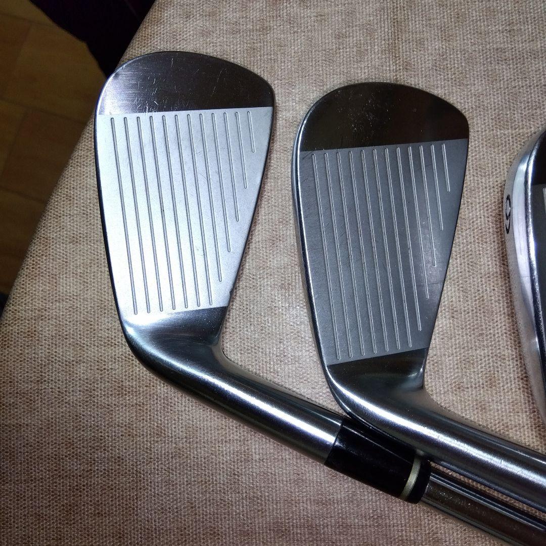 綺麗な状態 PRGR iS3500BL FORGED ４〜９.ＰＷ ７本【Ｓ】