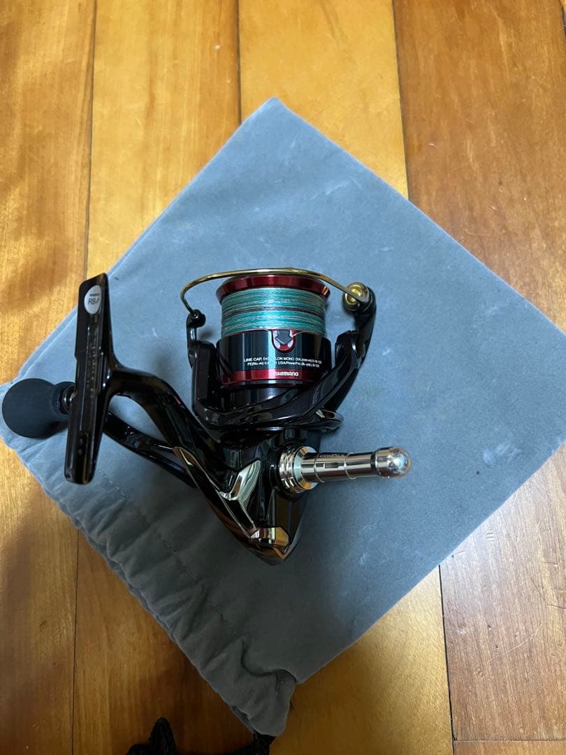 【超美品】SHIMANO sephia CI4+ C3000 SHG リール