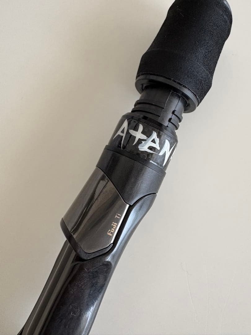 新品 BONHEUR ATENA FXXX セミダブル グリップ 黒