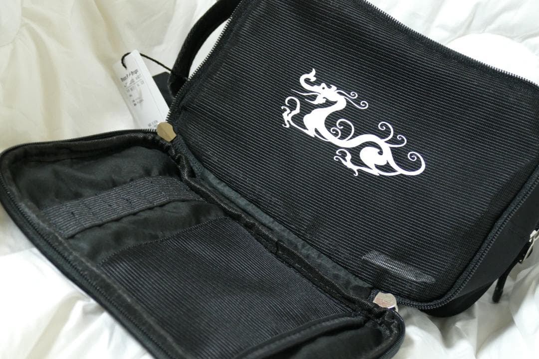 ★新品★ダンスウィズドラゴン★カートバッグ小物入れ★BK