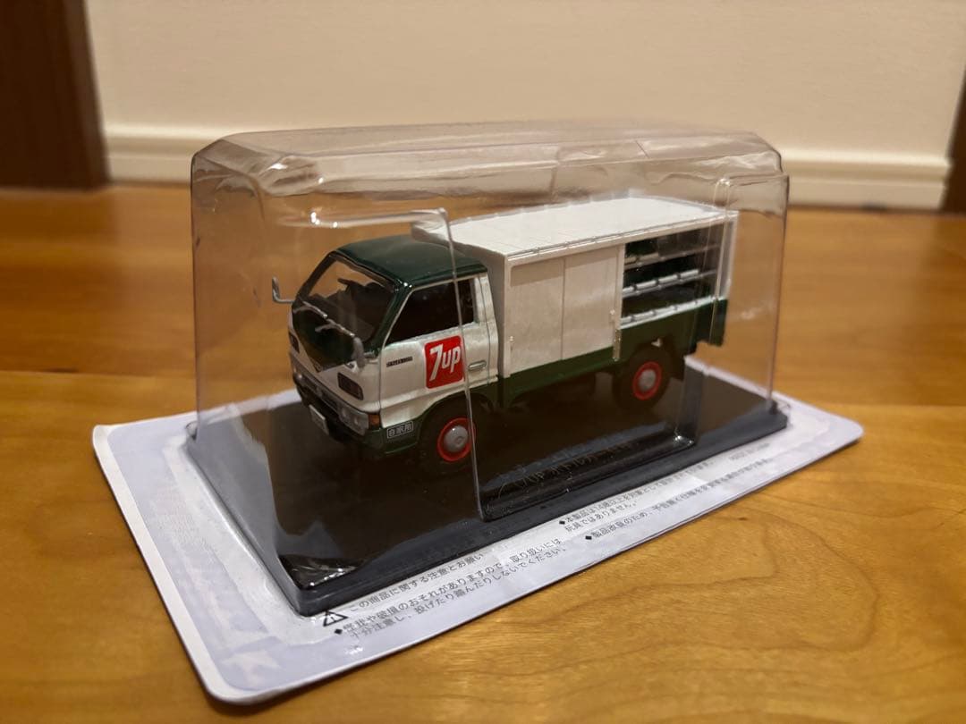 1:43 Isuzu Elf Set イスズエルフ商用車コレクション4台セット