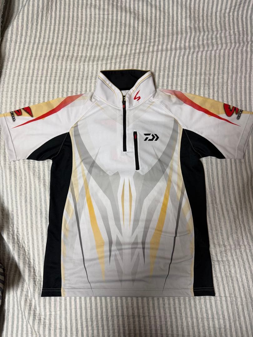 Daiwa 半袖ハイネックシャツ Mサイズ