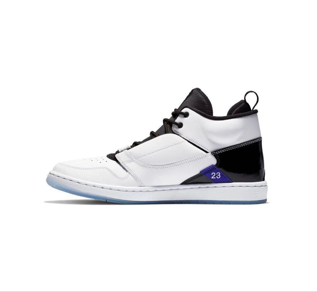 新品　ナイキ　ジョーダン　FADEAWAY 25㎝