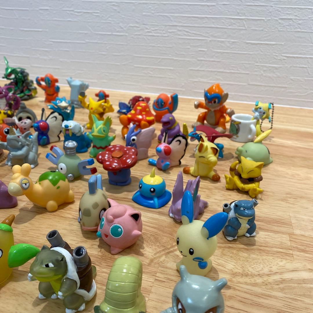 ポケモン指人形など　約85体 レア・クリア・ビッグフィギュア含む