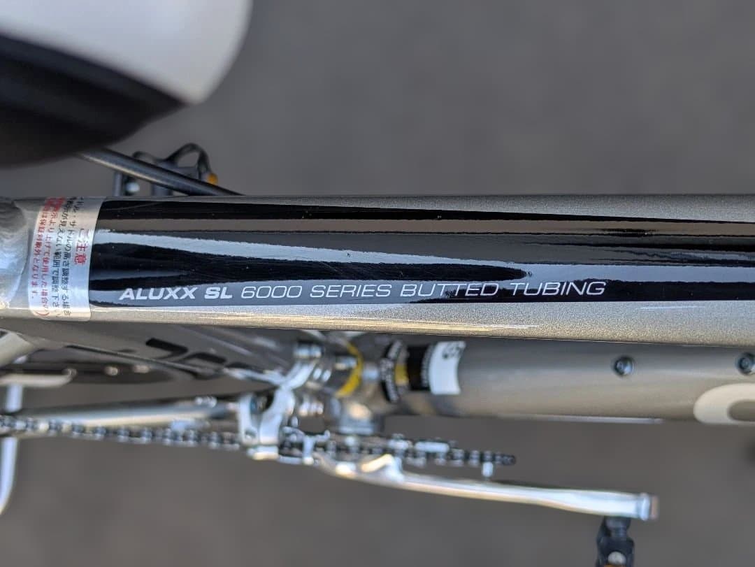 GIANT ALUXX SL 6000　ロードバイク