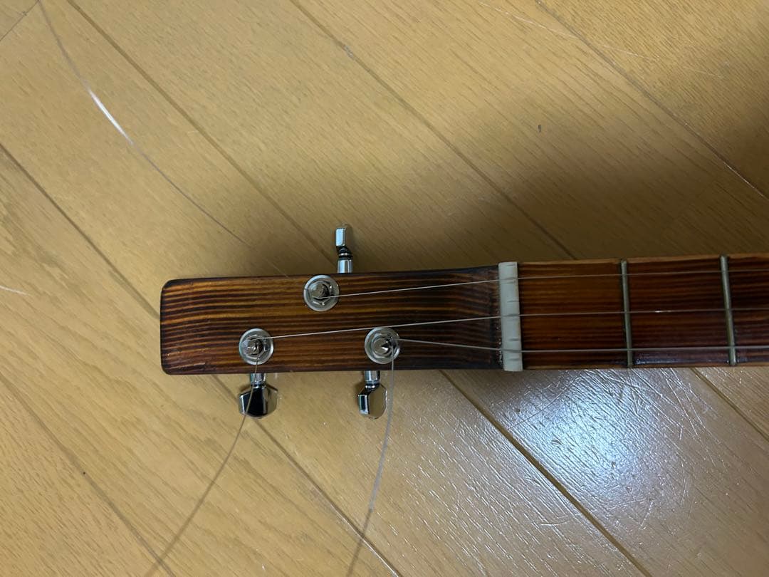 シガーボックスギター(ハンドメイド 3弦仕様)