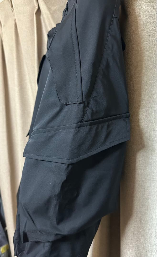 入手困難 新品 未使用 シンイチロウアラカワ カーゴパンツ Mサイズ 黒 自転車