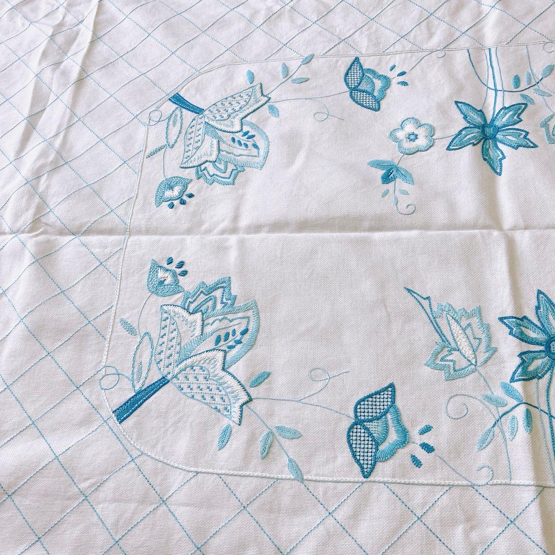 戸塚刺繍　テーブルクロス　ハンドメイド