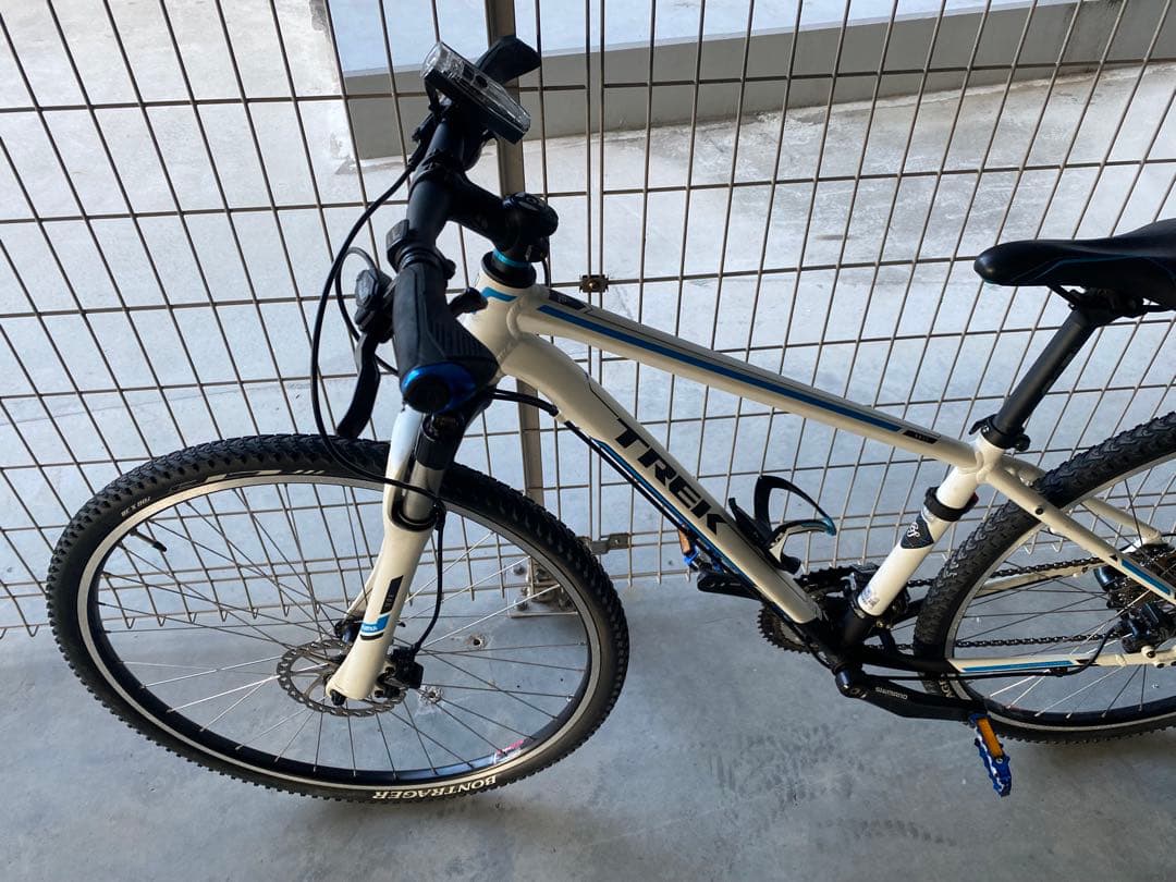 TREK 8.4DS マウンテンバイク