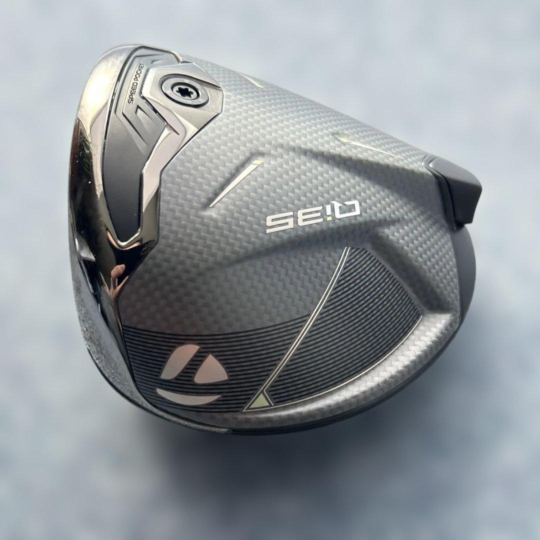 《テーラーメイド》美品TaylorMade Qi35 ドライバーヘッド10.5°
