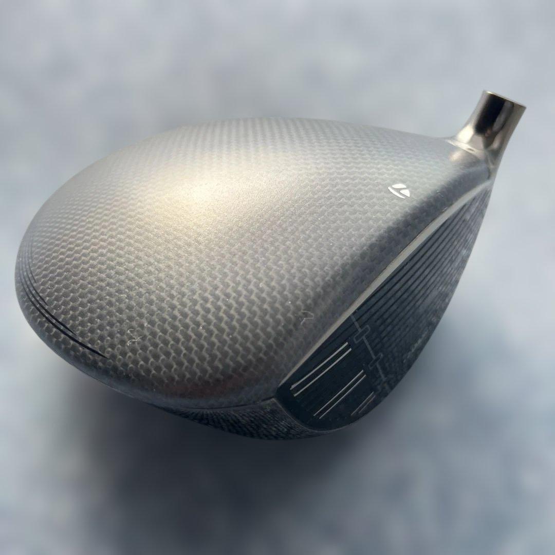《テーラーメイド》美品TaylorMade Qi35 ドライバーヘッド10.5°