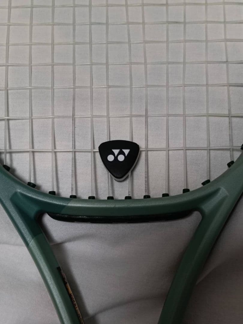 おまけ付き　YONEX PERCEPT 100L テニスラケット