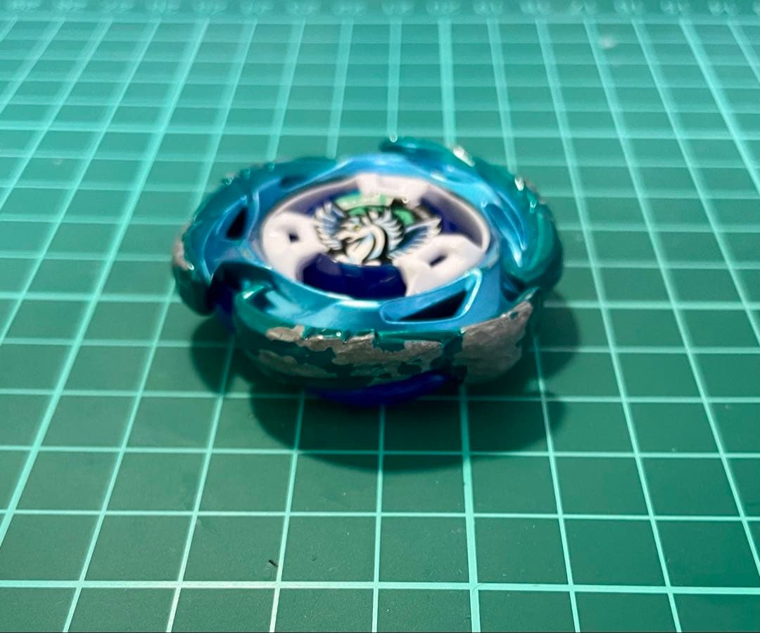BEYBLADE　ベイブレードX　エアロペガサスA8 A5 高重量　クリアブルー