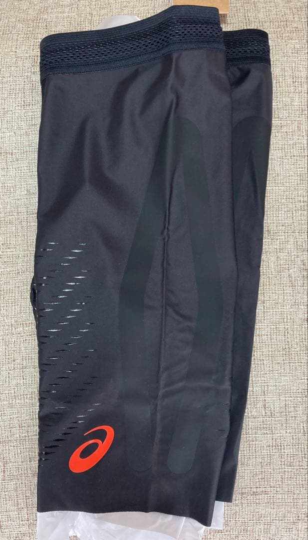 新品 アシックス SPEED TIGHT Mサイズ