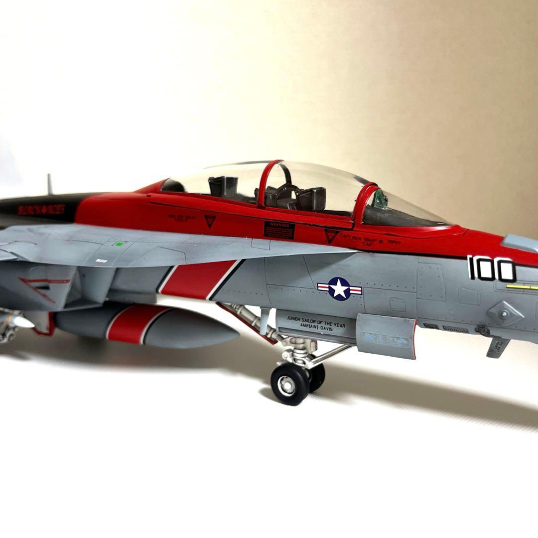 戦闘機プラモデル完成品1/48 F-18スーパーホーネット