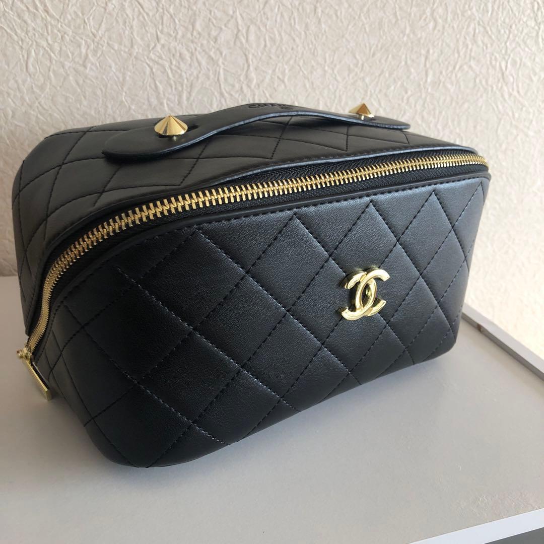 新品未使用　CHANEL バニティ　コスメ　ポーチ ノベルティ