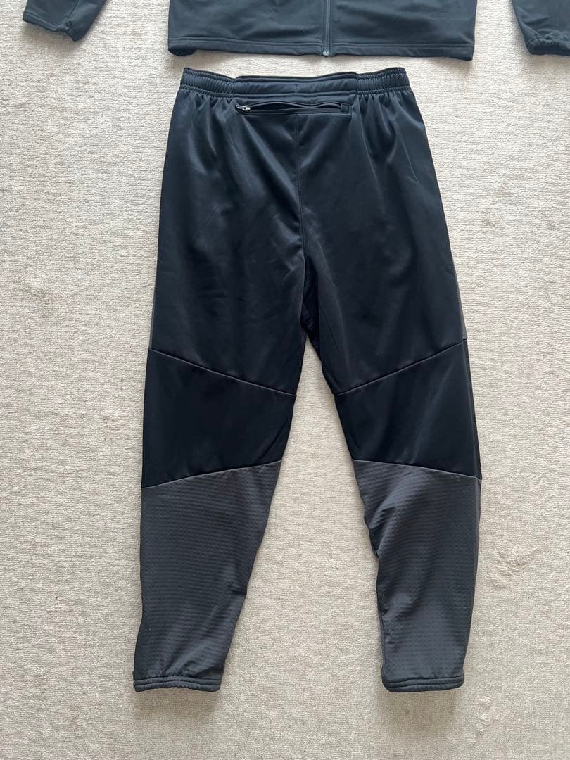 Nike ブラック ランニングジャケット&パンツセット　ほぼ新品