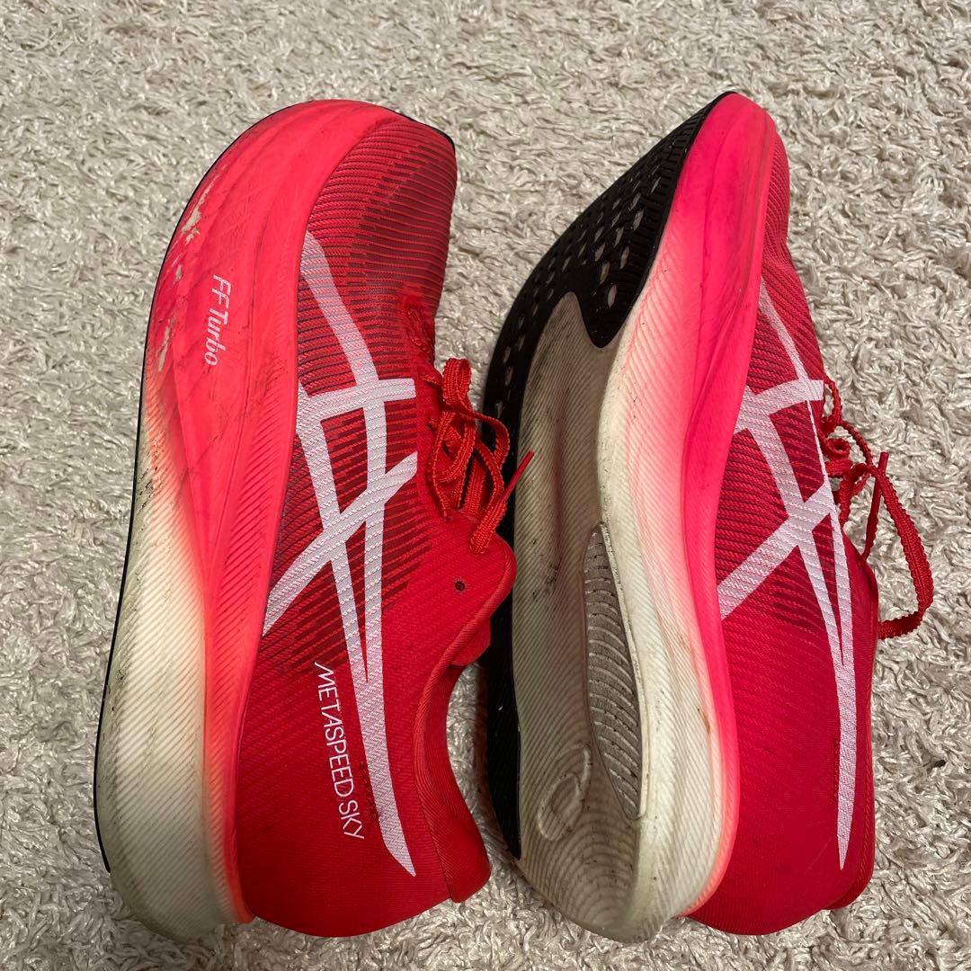 美品asicsアシックス メタスピードスカイマラソン長距離ストライド走法28cm