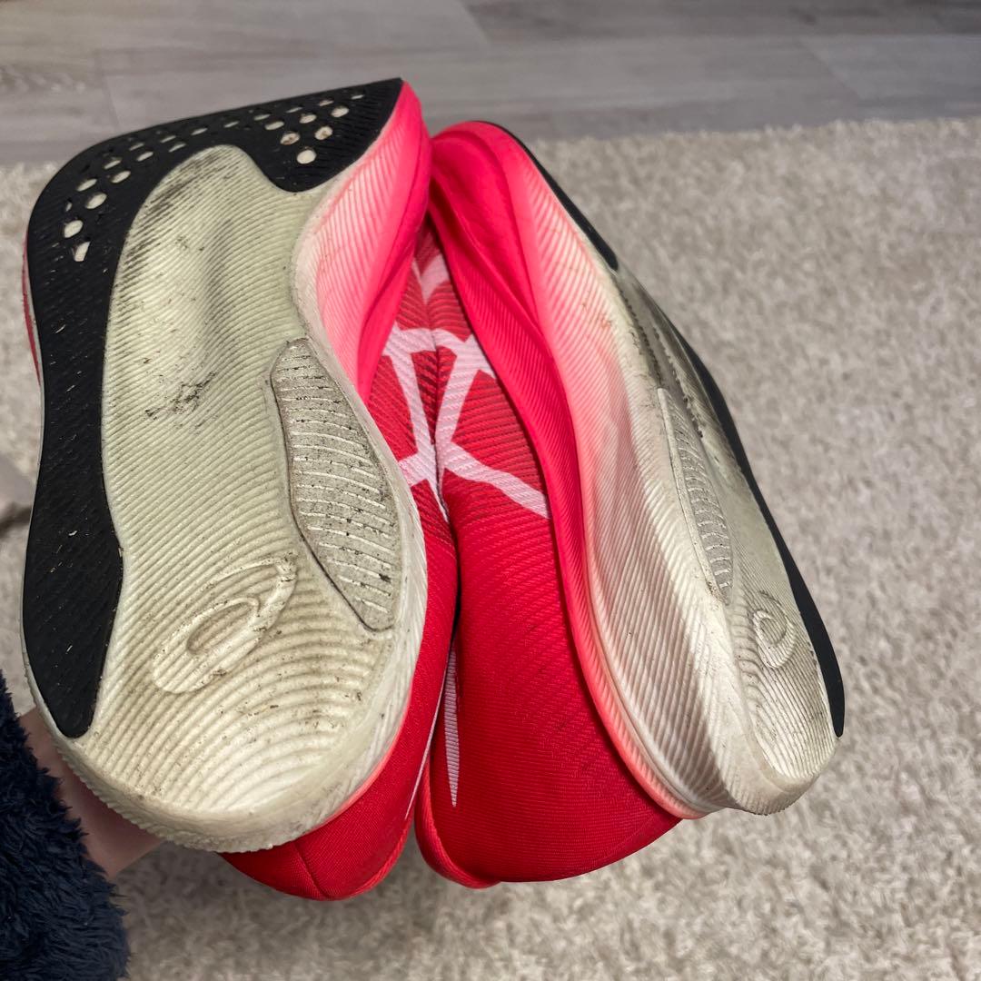 美品asicsアシックス メタスピードスカイマラソン長距離ストライド走法28cm