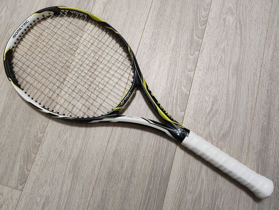 【極美品】YONEX EZONE DR Feel イーゾーン ヨネックス G1