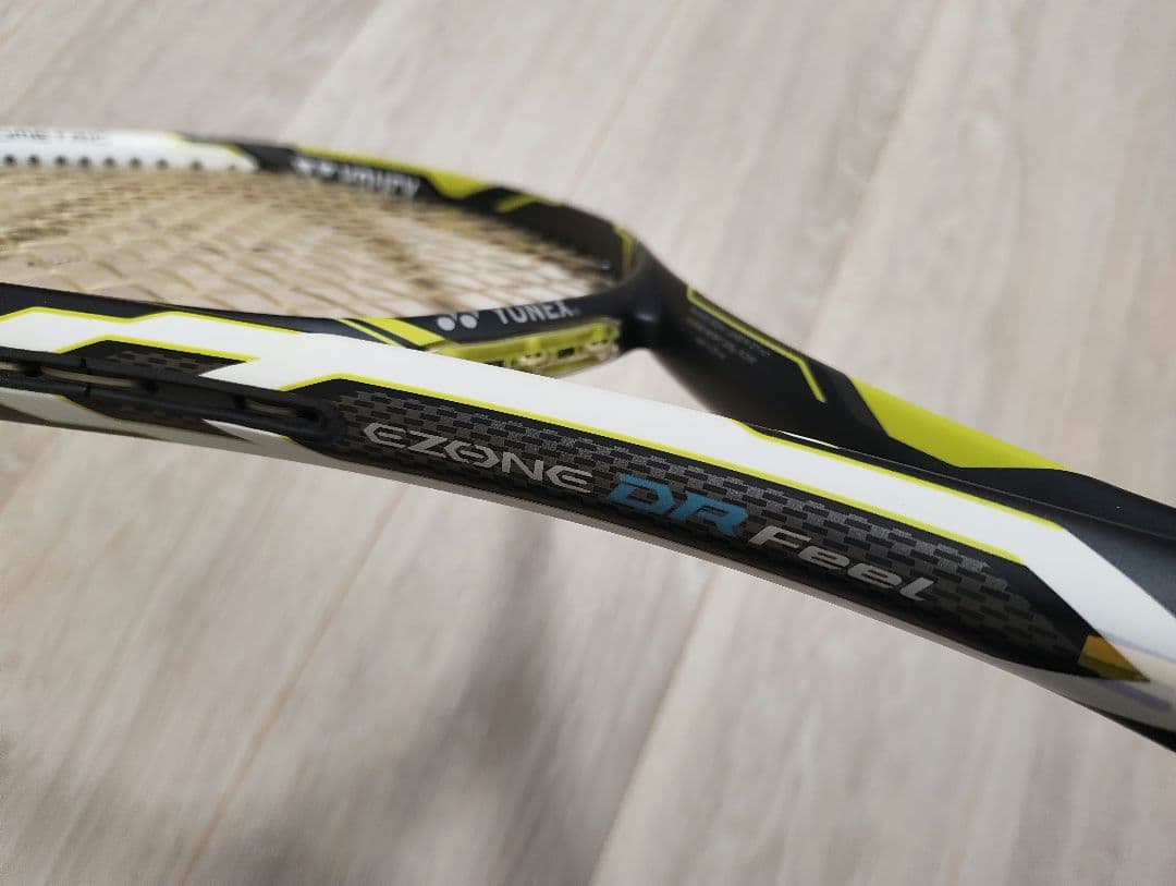 【極美品】YONEX EZONE DR Feel イーゾーン ヨネックス G1