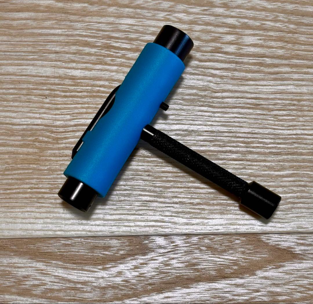 ☆気まぐれセール☆PLUG スケートボード　ケース付
