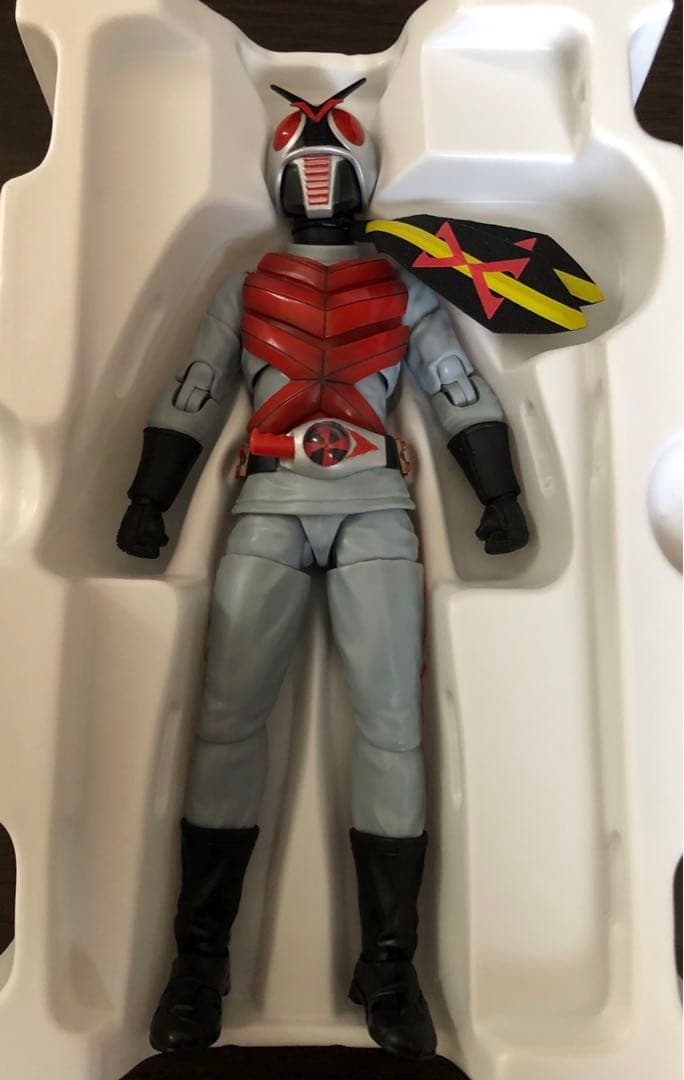 中古　S.H.Figuarts 真骨彫製法　仮面ライダーX