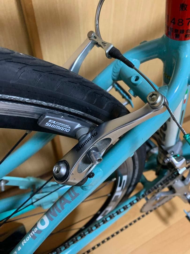 タコ　美品Bianchi ROMA II 水色 クロスバイク2x10s