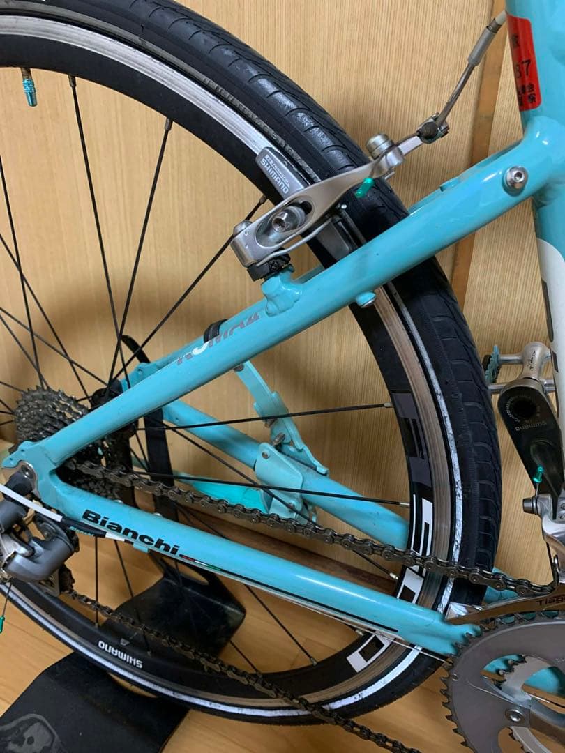 タコ　美品Bianchi ROMA II 水色 クロスバイク2x10s