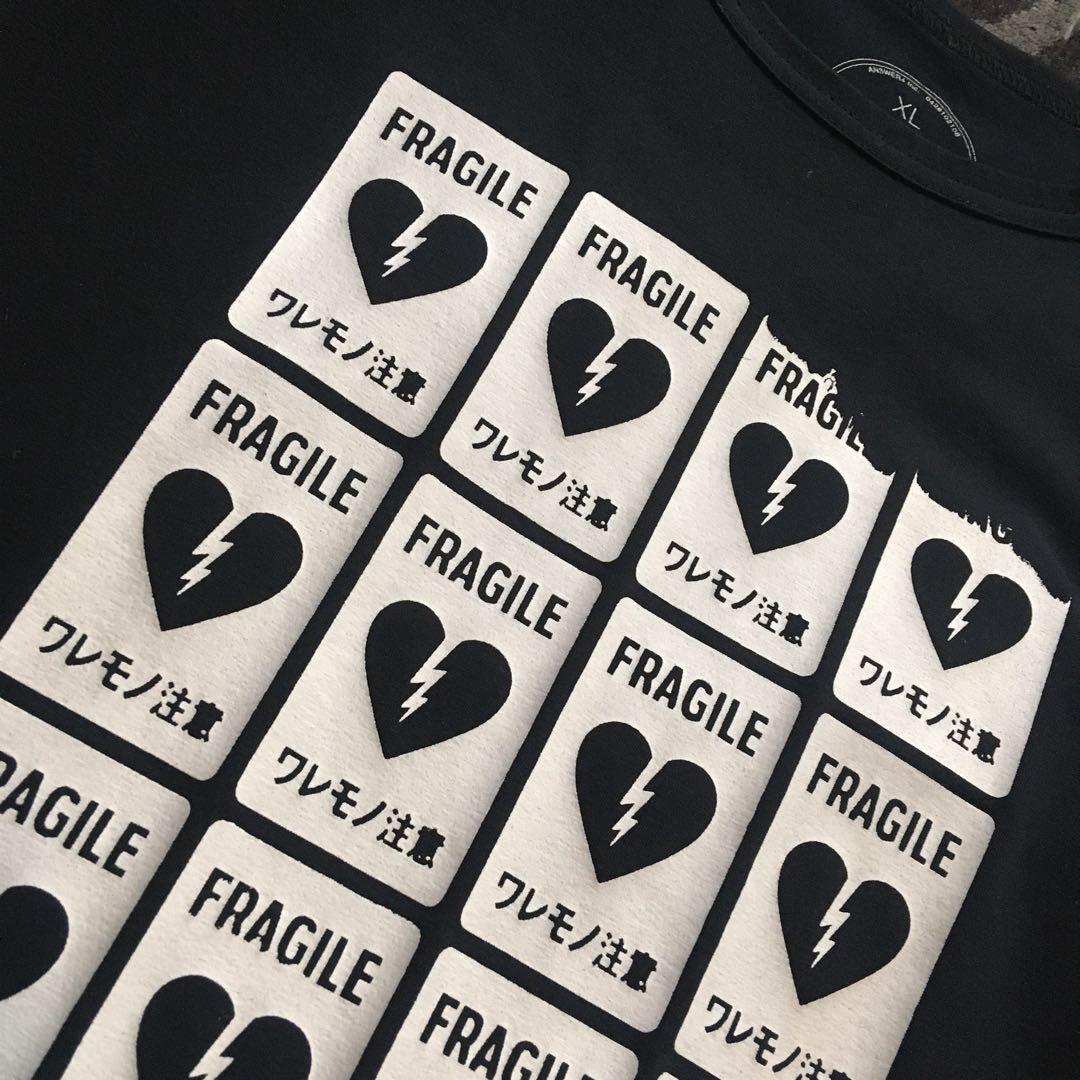 【XL】answer4 “ワレモノ注意”Tshirt ブラック ステッカー付き