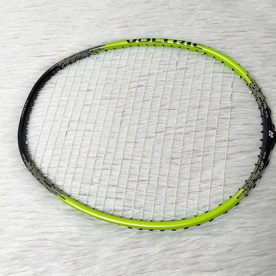 【美品】YONEX VOLTRIC 30 G5 5U バドミントンラケット