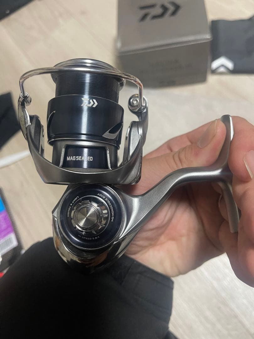 ヤ*カ様 ⭐︎ 新品未使用　おまけあり　ダイワ　カルディア　FC LT2000S