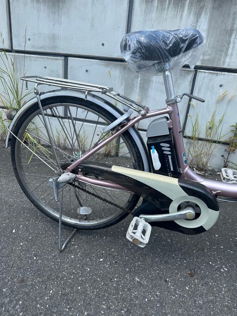 電動アシスト自転車 ピンク 前面バスケット付き
