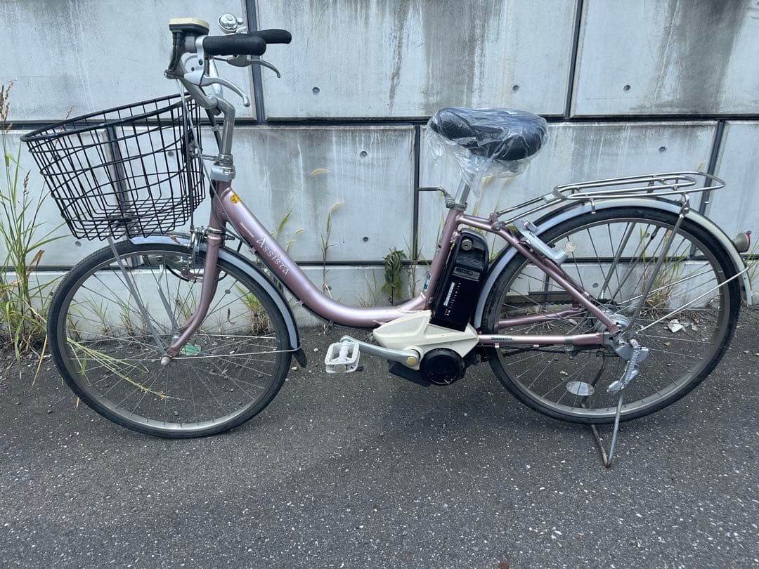 電動アシスト自転車 ピンク 前面バスケット付き