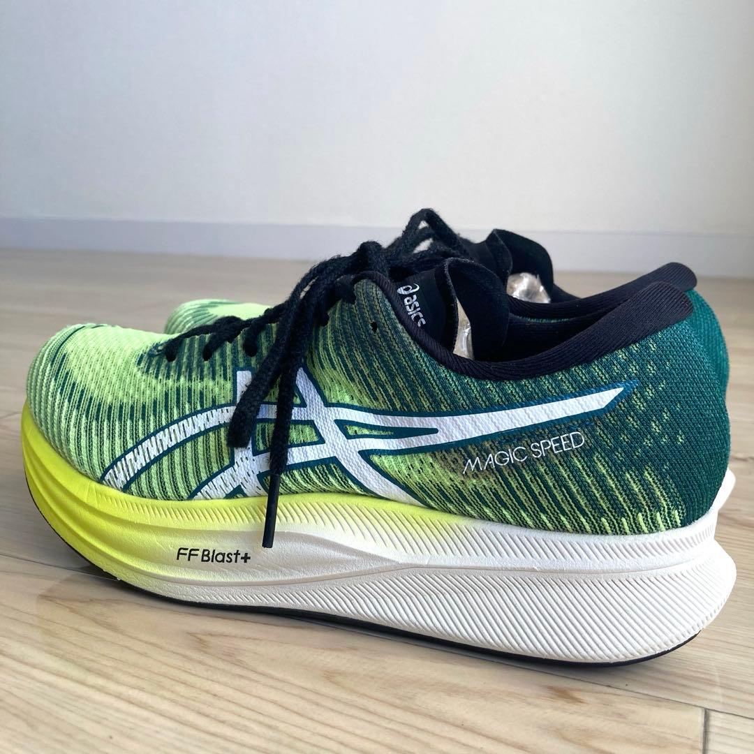 ✨定価16,500 円／軽量／厚底✨ asics MAGIC SPEED 2