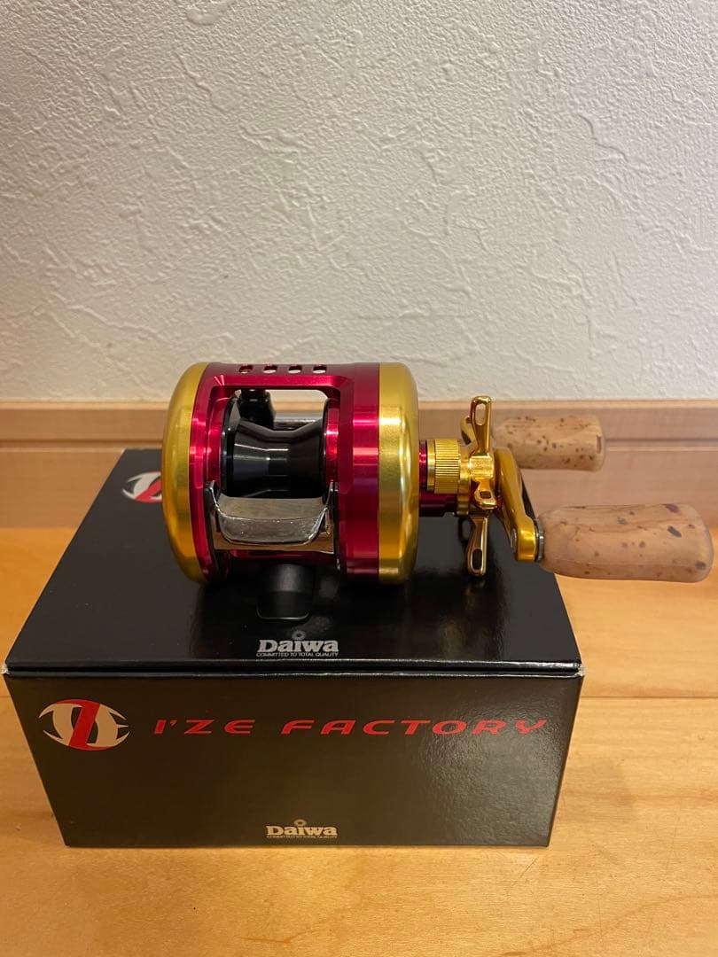 Daiwa I'ZE FACTORY ベイトリール　ミリオネア