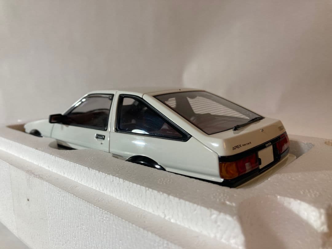 未開封品　Autoart 1/18 AE86『頭文字D』 プロジェクトD ver