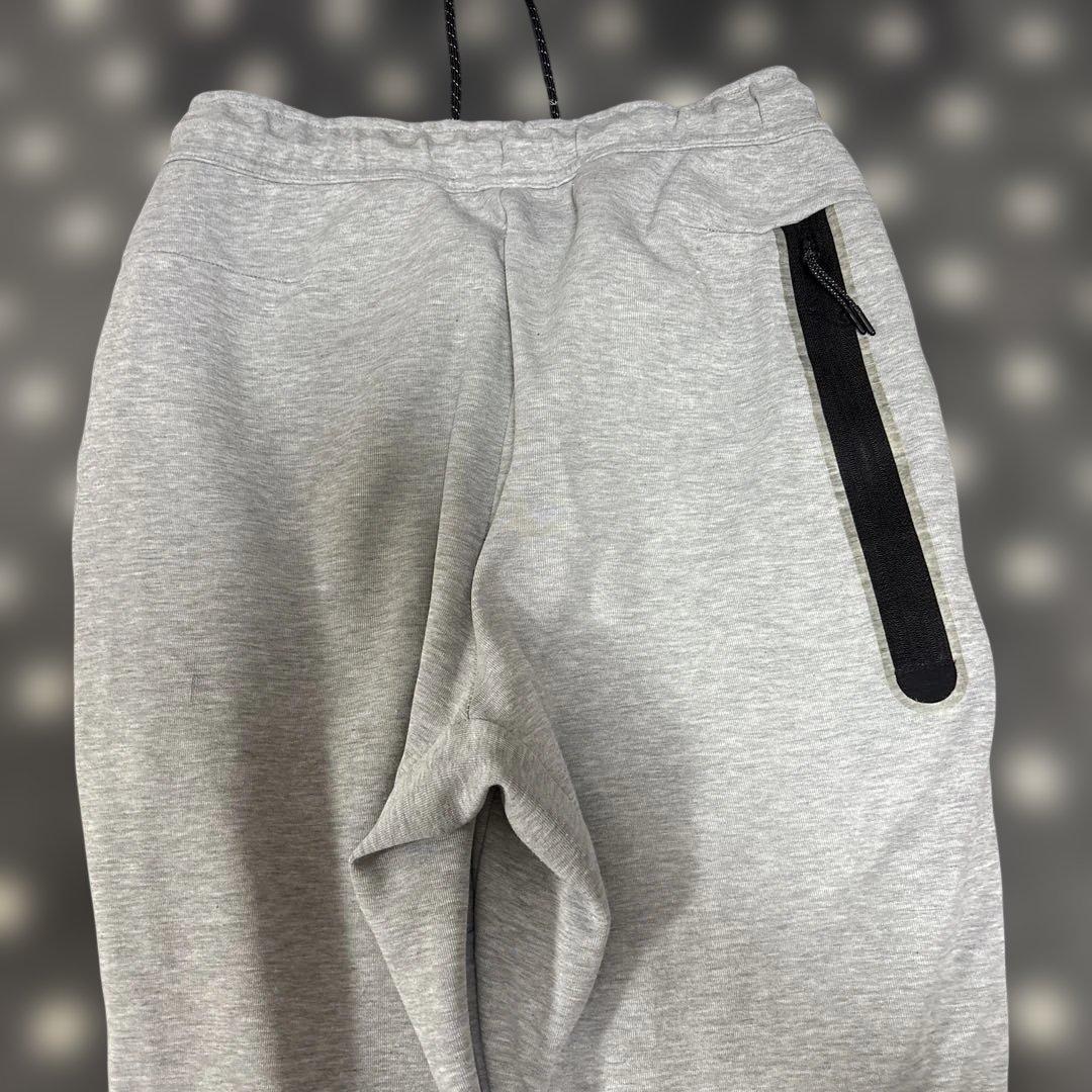Nike テックフリースSサイズ