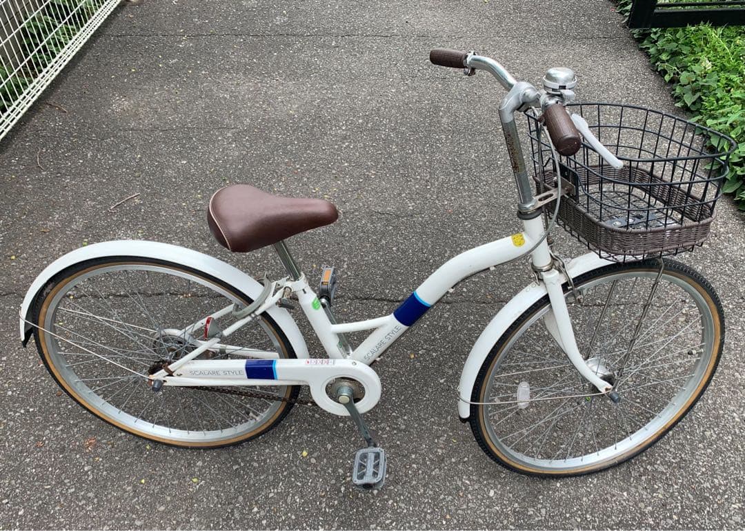 ⭐️引き取り限定⭐️ ホワイト子供用自転車 前カゴ付き　24インチ