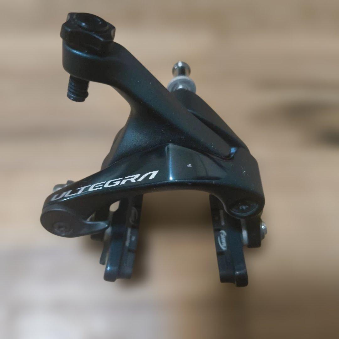 美品　BR-R8000 ULTEGRA キャリパーブレーキ 前後セット