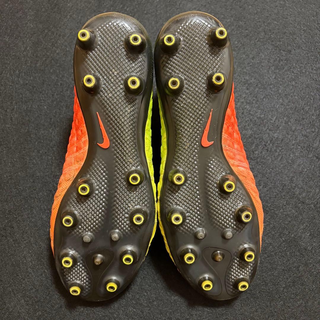 【美品】NIKE ハイパーヴェノム ファントム 3 AG-PRO